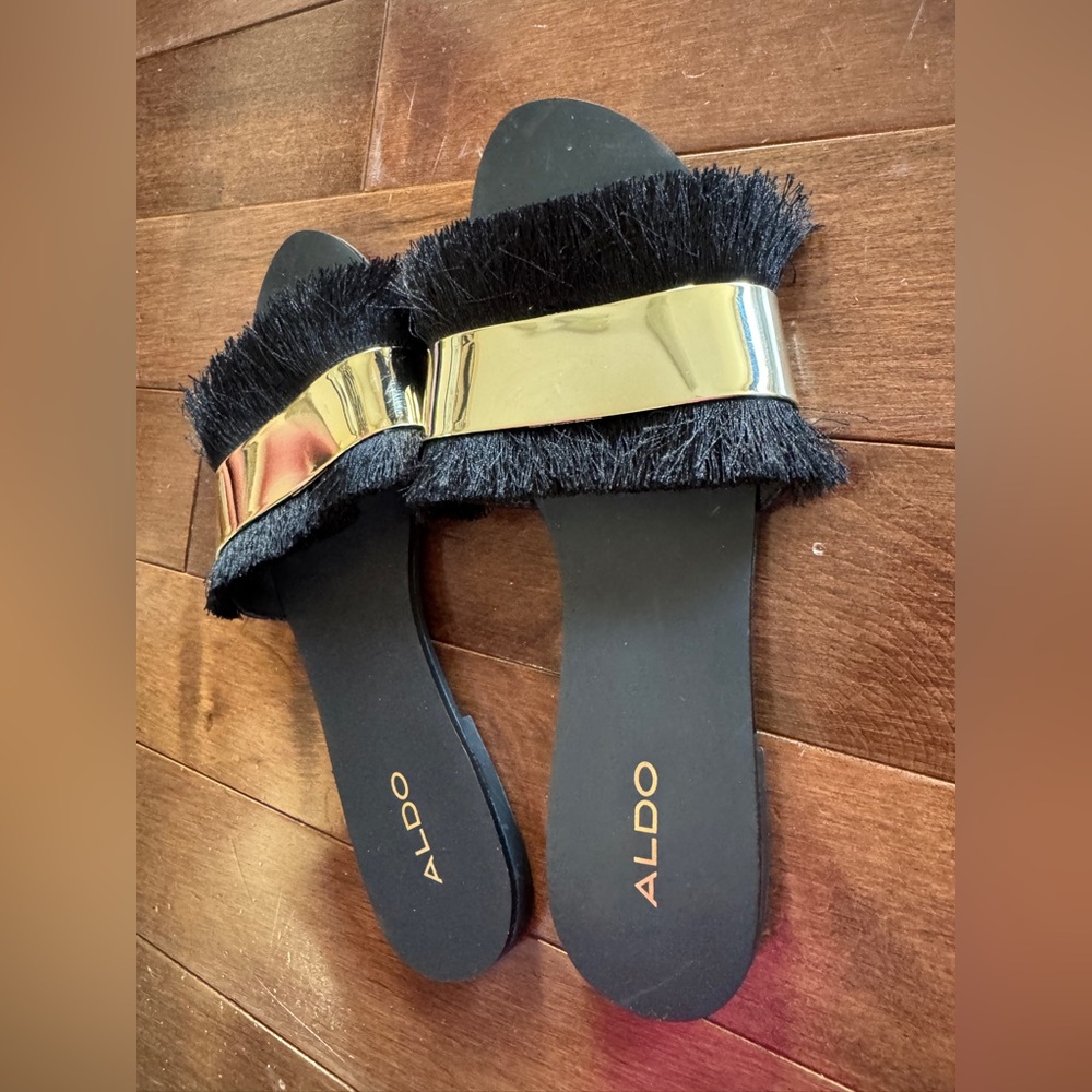 Aldo Tassel black with gold medal band sandals - size 7 - Picture 3 of 5